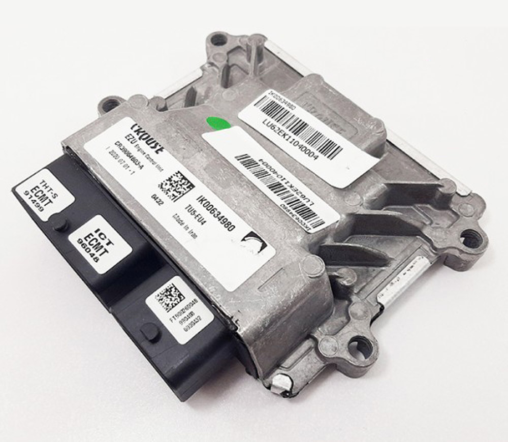 بررسی حافظه ها در ECU