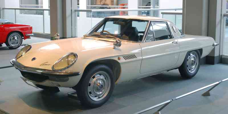 مزدا Cosmo 110S